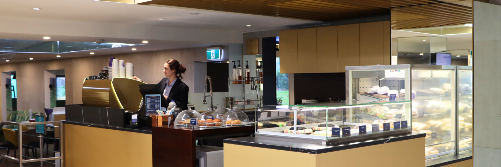 Bannière « Kōura Café Hero »