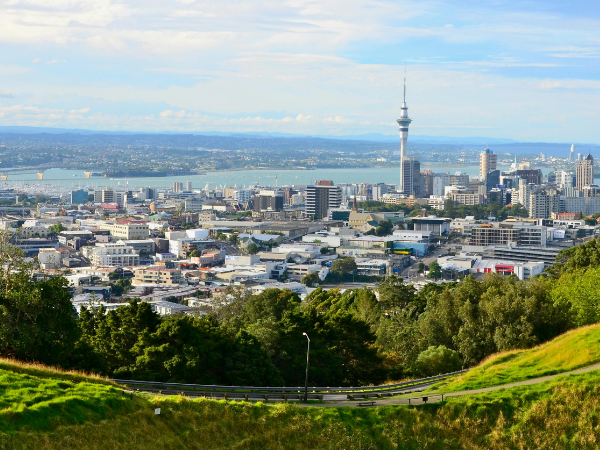 Pourquoi loger en dehors du centre-ville pourrait être le meilleur choix pour votre prochain séjour à Auckland